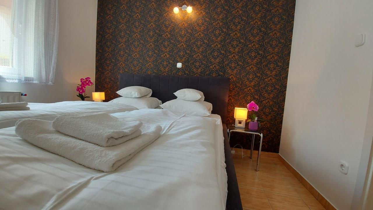 Amulett Suite Apartment Hajdúszoboszló 外观 照片